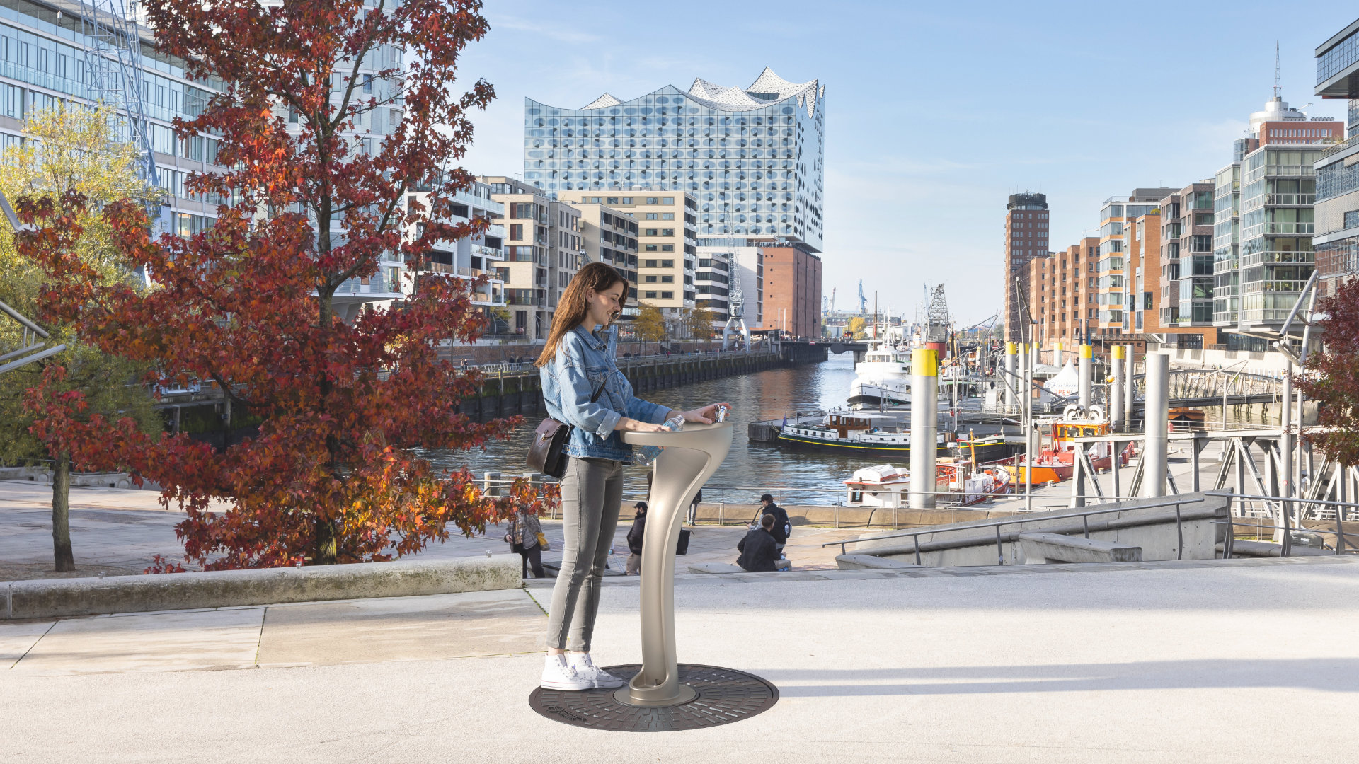 IONDESIGN Trinkwasserbrunnen Fotomontage Hafen Flasche füllen