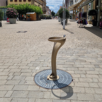 IONDESIGN Trinkwasserbrunnen Bronzeguss
